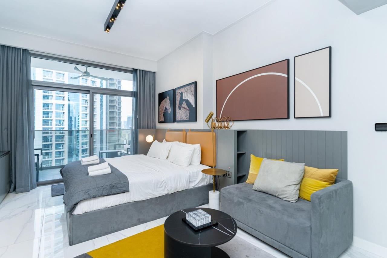 Apartment Prime Location I High Floor I Furnished Studio Dubai