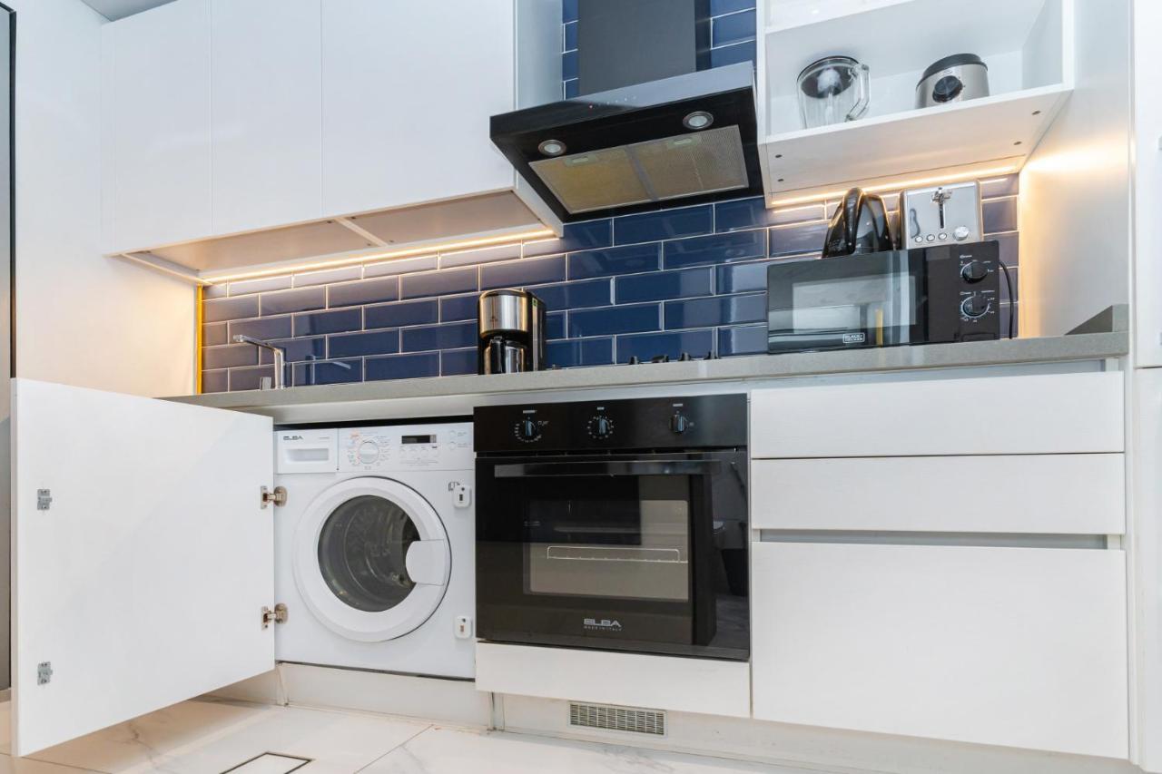 Prime Location I High Floor I Furnished Studio Apartment